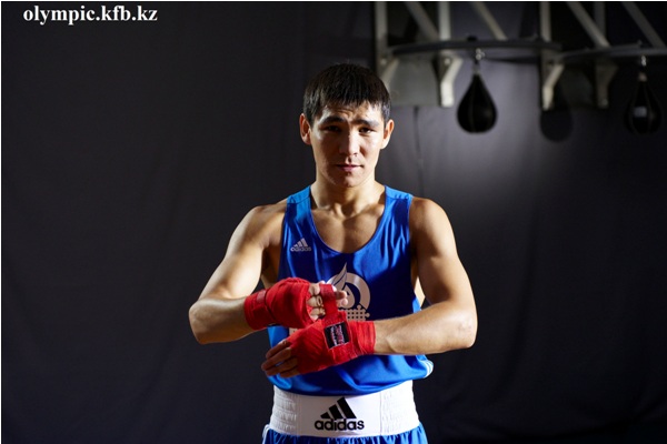 На олимпийском ринге...