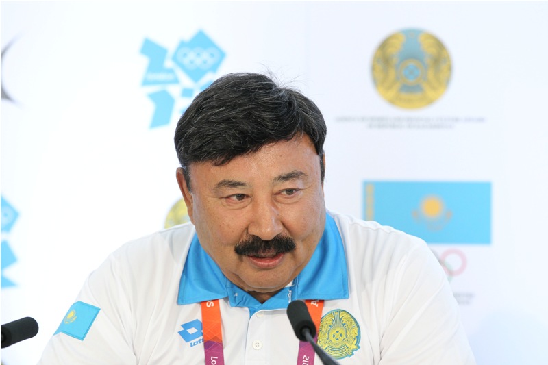 Фоторепортаж с пресс-конференции Александра Винокурова в Лондоне