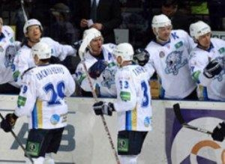 В столице готовятся поддержать казахстанцев на Кубке президента по хоккею