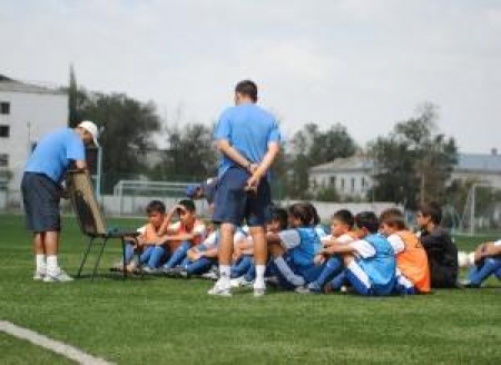 В Таразе открылся футбольный центр