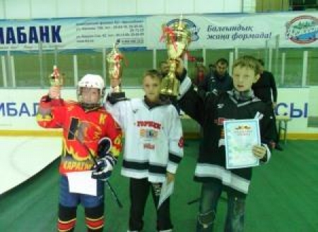 Победила руднеснкая молодежь