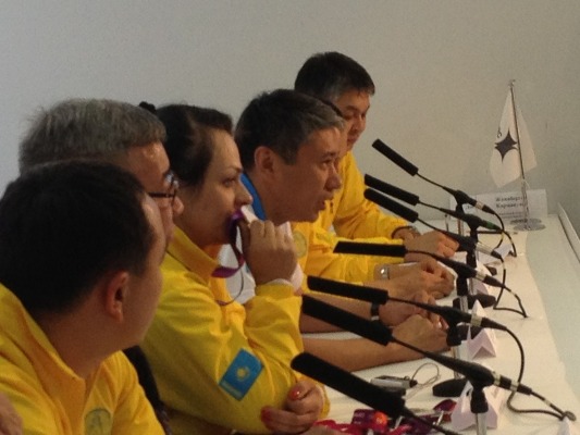 Фоторепортаж со встречи Светланы Подобедовой в казахстанском пресс-центре в Лондоне