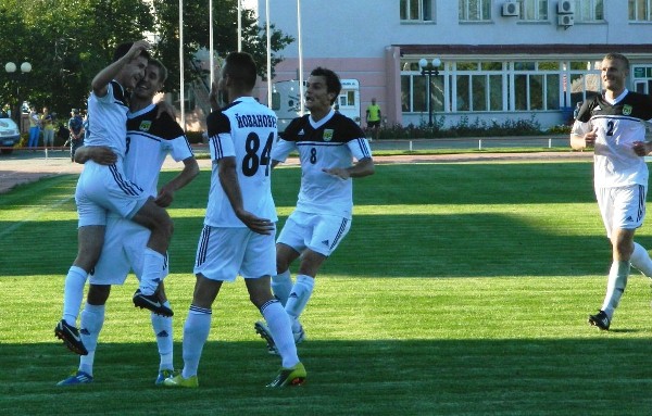 Фоторепортаж с матча 19-го тура Премьер-Лиги «Тобол» — «Сункар» 4:0