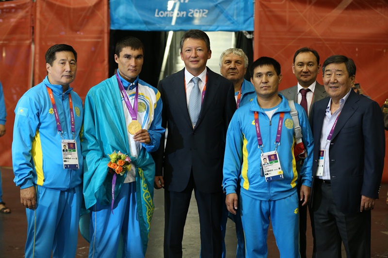 Фоторепортаж с выступления Серика Сапиева на Олимпиаде