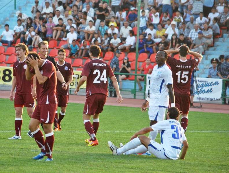 Фоторепортаж с матча 20-го тура Премьер-Лиги «Тараз» — «Акжайык» 3:2