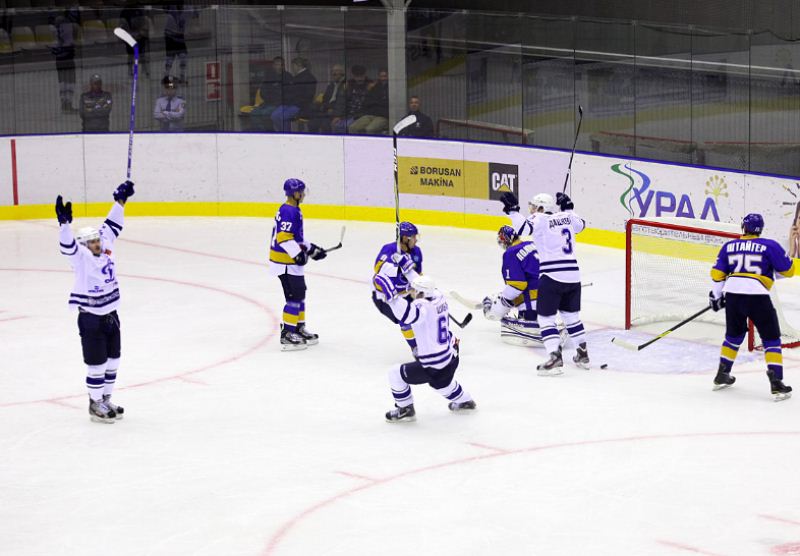 Фоторепортаж с матча ВХЛ «Казцинк-Торпедо» — «Динамо» Бшх 4:3