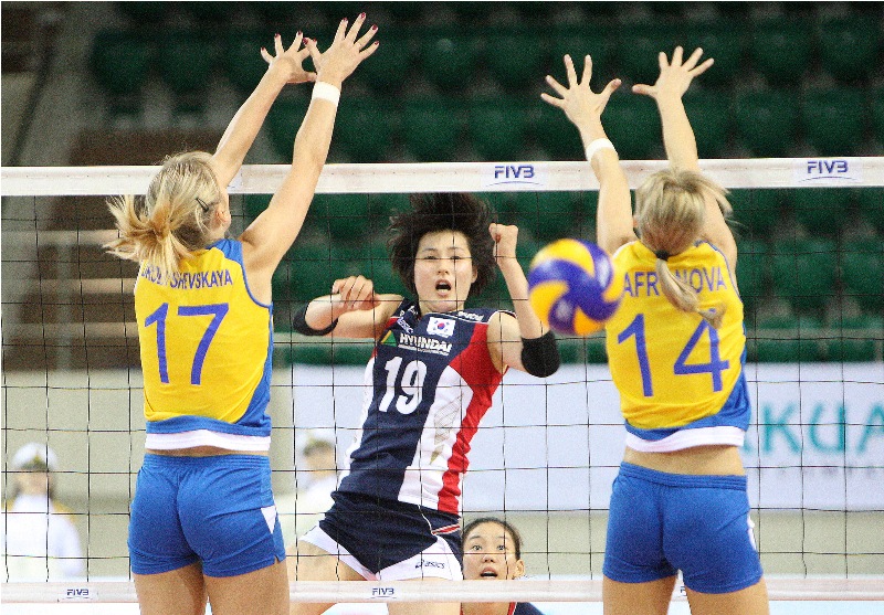 Фоторепортаж с матча Кубка Азии Казахстан — Южная Корея 3:1