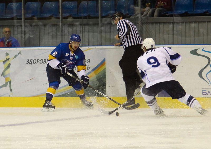 Фоторепортаж с матча ВХЛ «Казцинк-Торпедо» — «Рязань» 3:1