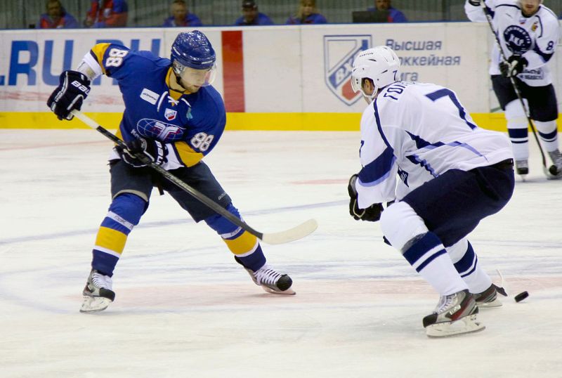 Фоторепортаж с матча ВХЛ «Казцинк-Торпедо» — «Рязань» 3:1