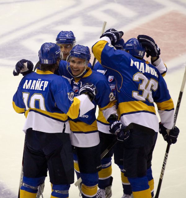 Фоторепортаж с матча ВХЛ «Казцинк-Торпедо» — «Саров» 4:2