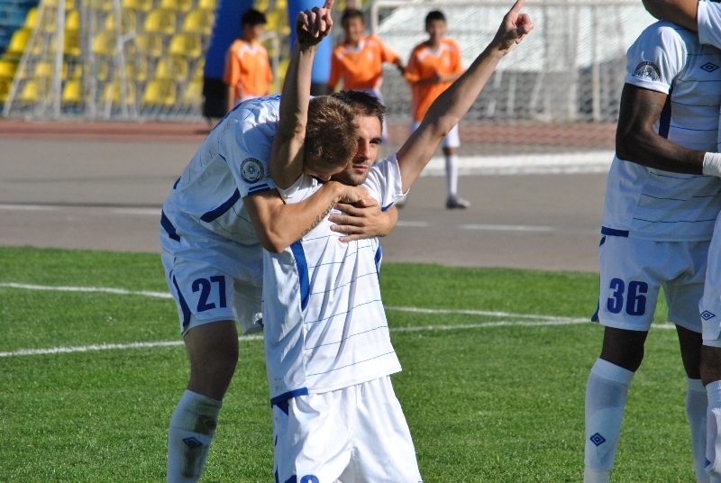 Фоторепортаж с матча 22-го тура Премьер-Лиги «Тараз» — «Иртыш» 3:2