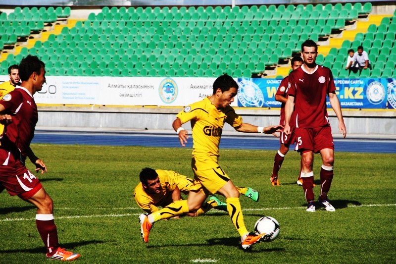 Фоторепортаж с матча 23-го тура Премьер-Лиги «Кайрат» — «Акжайык» 2:1