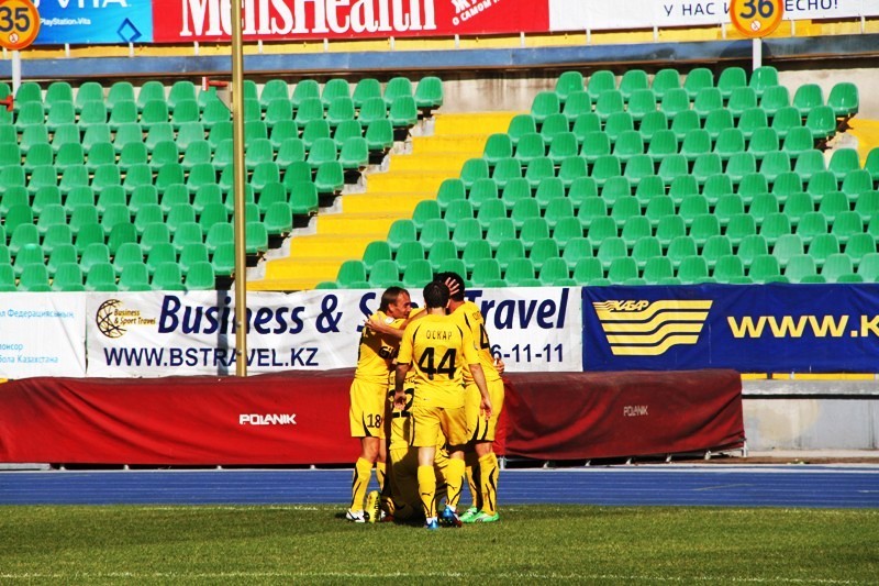 Фоторепортаж с матча 23-го тура Премьер-Лиги «Кайрат» — «Акжайык» 2:1