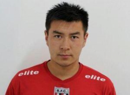 Казахский футболист в Бразилии