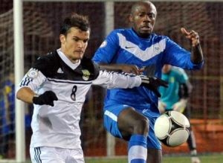 Ненад Шливич против Тити Эссомбы