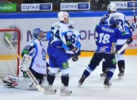 Минские хоккеисты вырвали победу в дополнительное время