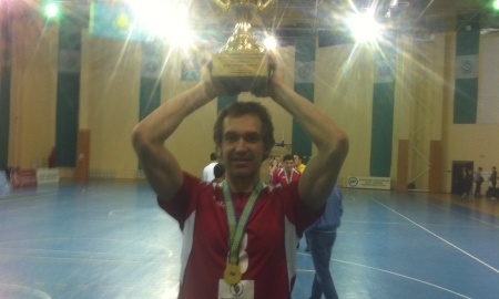 Сергей Троцкий с Кубком Казахстана