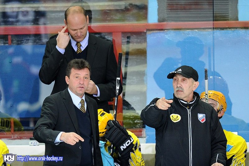 Фоторепортаж с матча ВХЛ «Южный Урал» — «Сарыарка» 4:3