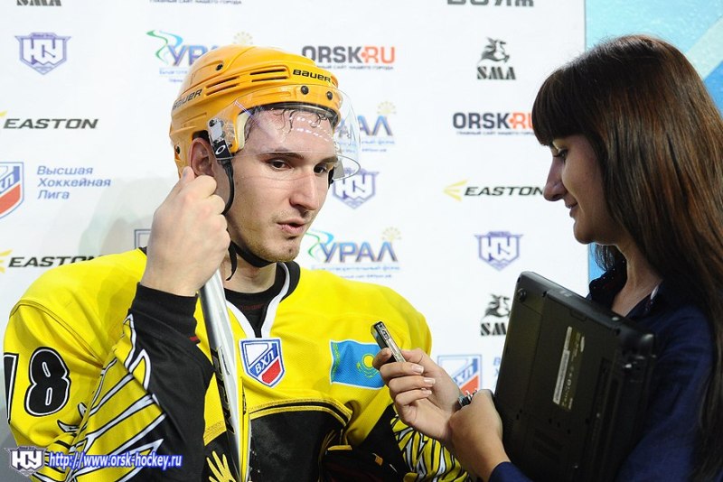 Фоторепортаж с матча ВХЛ «Южный Урал» — «Сарыарка» 4:3