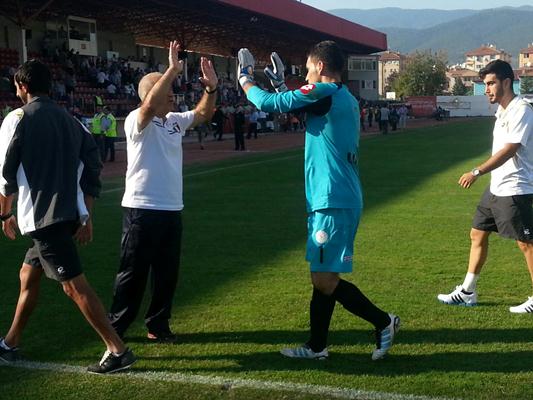 Лория побеждает и отдает голевую передачу
