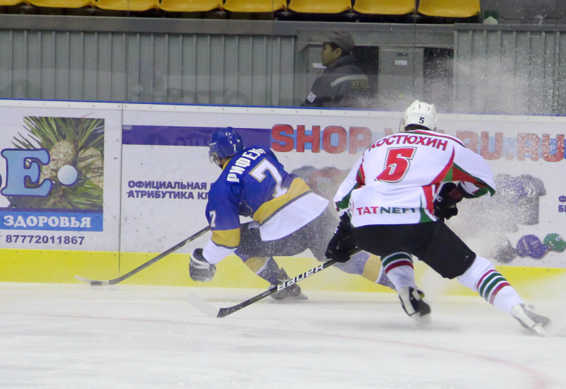 Фоторепортаж с матча ВХЛ «Казцинк-Торпедо» — «Нефтяник» 4:2