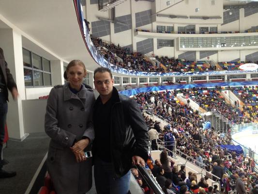 Илья Ильин и Ольга Рыпакова побывали на матче ЦСКА — СКА