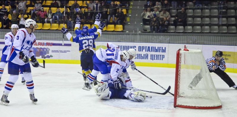 Фоторепортаж с матча ВХЛ «Казцинк-Торпедо» — «Лада» 2:3 Б