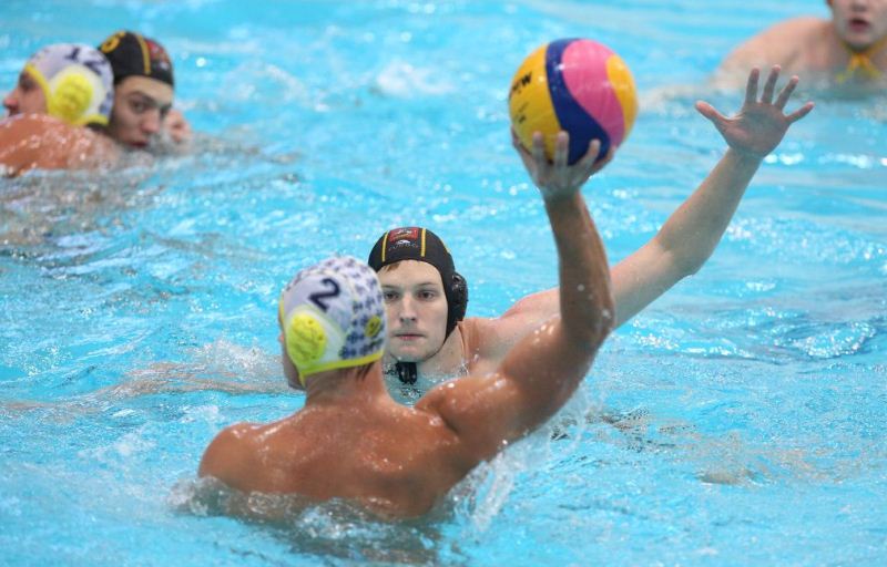 Фоторепортаж с матч открытого чемпионата России по водному поло СК «Астана» — «Штурм 2002» 8:7