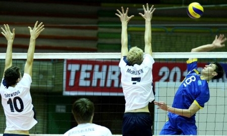 Юниоры — десятые