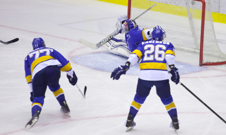 Фоторепортаж с матча ВХЛ «Казцинк-Торпедо» — «Сарыарка» 3:5