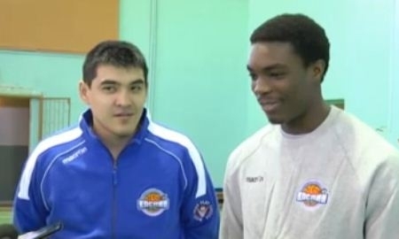 Дэвид Нейсбит отвечает на вопросы журналистов