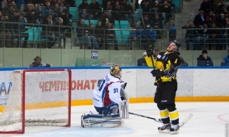 Фоторепортаж с матча ВХЛ «Сарыарка» — «Лада» 2:1 Б