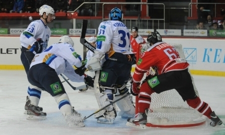 Фоторепортаж с матча КХЛ «Донбасс» — «Барыс» 2:4