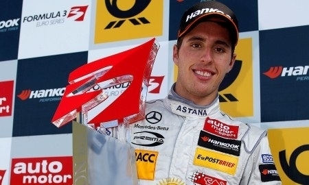 Гонщик команды «Астана» подписывает контракт с McLaren Mercedes