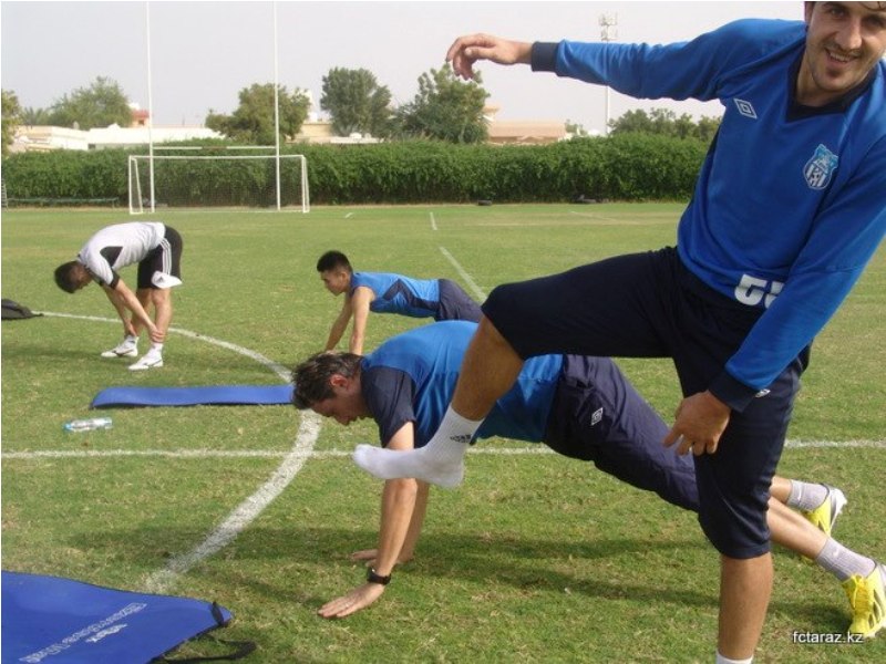 «Тараз» ждет приезда трех известных футболистов