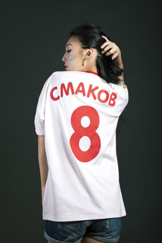 Давид Лория устраивает благотворительный аукцион