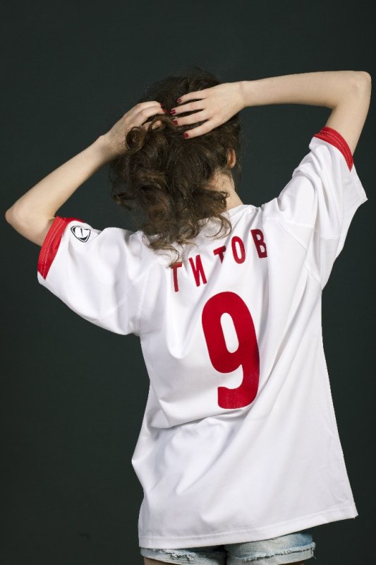 Давид Лория устраивает благотворительный аукцион