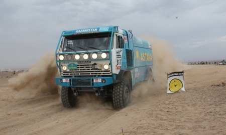 Грузовик «Астаны» поднялся на три позиции на «Дакаре»