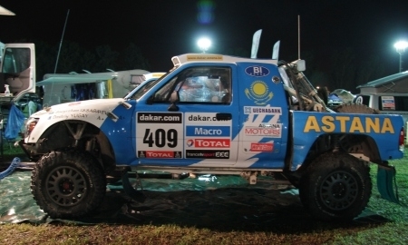 Внедорожник «Астаны» удержал свои позиции в общем зачете «Дакара»