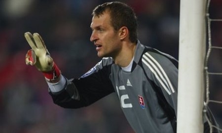 Муха может оказаться в «Кайрате»