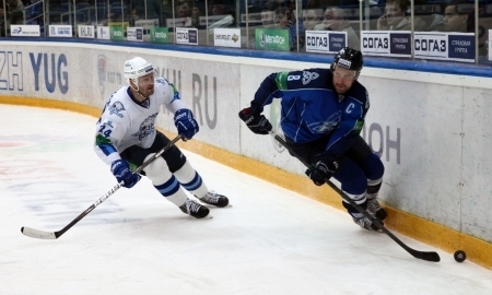 Фоторепортаж с матча КХЛ «Нефтехимик» — «Барыс» 2:1