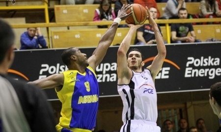 22 очка Антона Пономарева помогли «Астане» одержать победу над «Туровом»