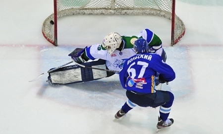 Фоторепортаж с матча МХЛ «Снежные Барсы» — «Толпар» 2:3