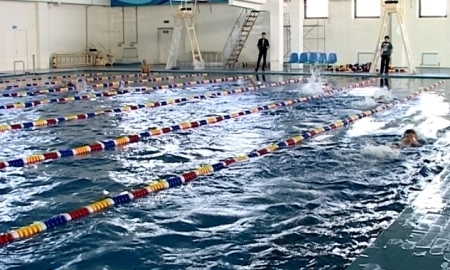 Юные шымкентцы соревнуются в плавании