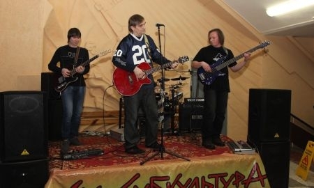 Фоторепортаж с матча ВХЛ «Казцинк-Торпедо» — «Кристалл» 5:2