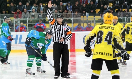 Фоторепортаж с матча ВХЛ «Торос» — «Сарыарка» 3:2 Б