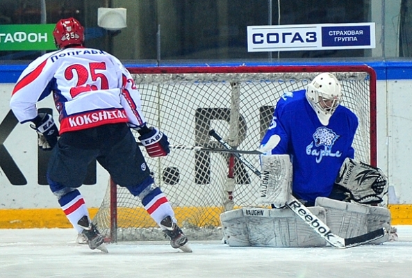 Павел Поправка: «Тренер прививает нам очень интересный хоккей»