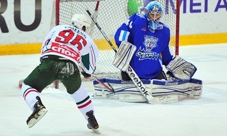 Фоторепортаж с матча МХЛ «Снежные Барсы» — «Барс» 1:4