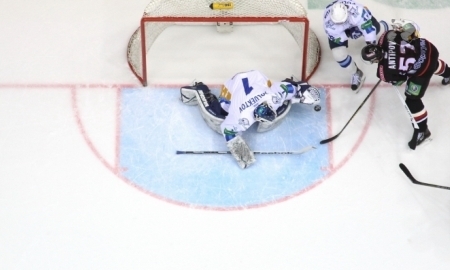 Фоторепортаж с матча КХЛ «Трактор» — «Барыс» 6:3