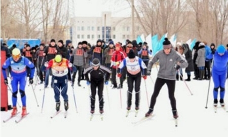 Гонками на лыжных трассах отметили «День здоровья» студенты и преподаватели Павлодарского Государственного Университета